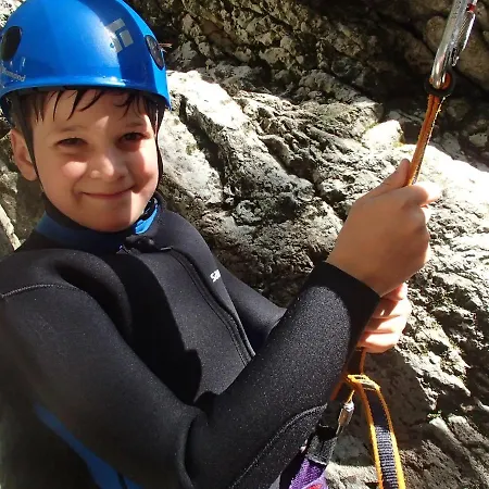 House Budkovic Хостел