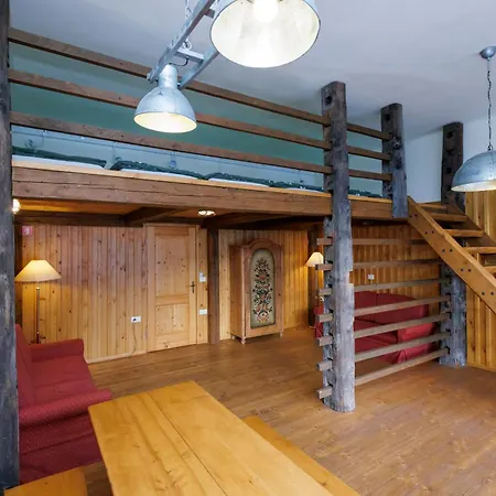 House Budkovic Albergue