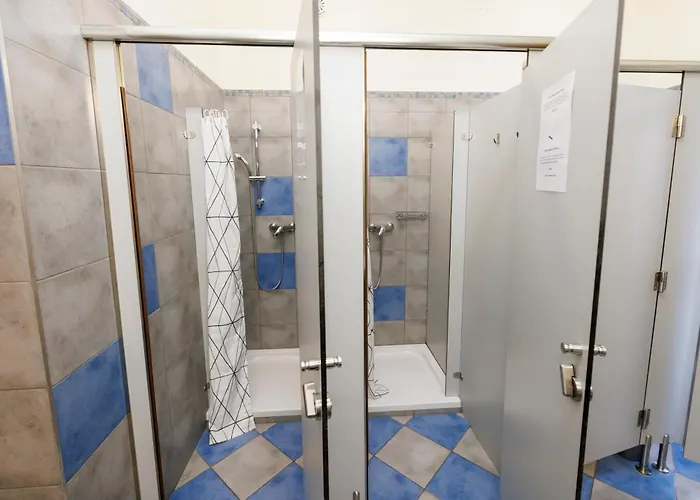 House Budkovic Хостел *