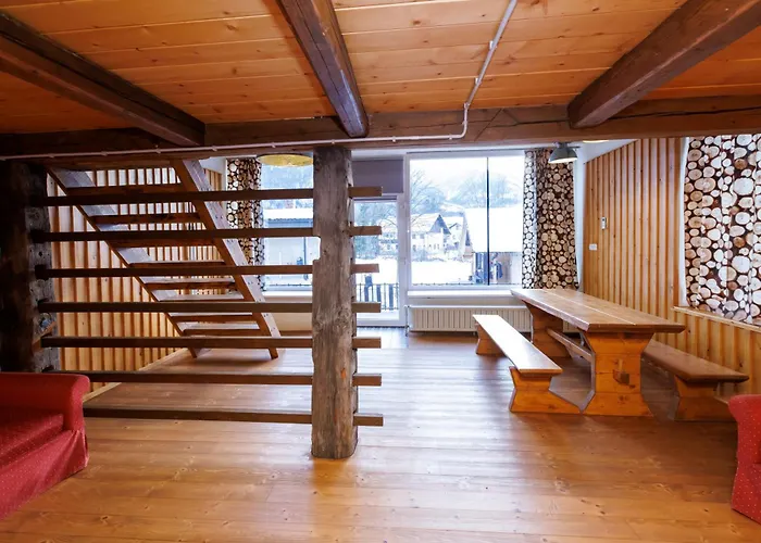 Hostel House Budkovic