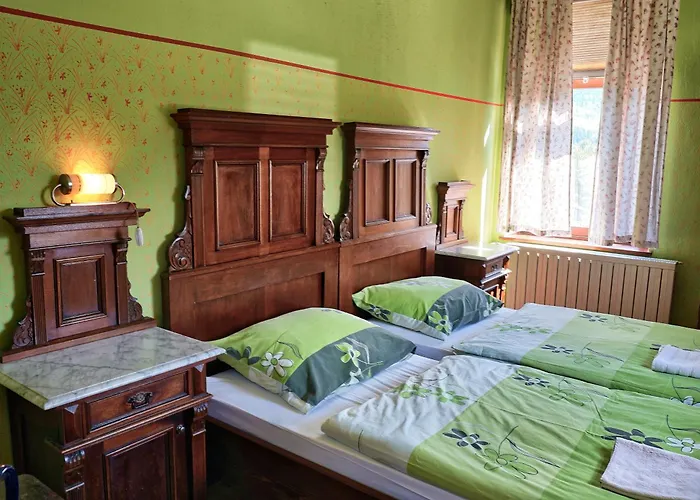 House Budkovic Хостел *